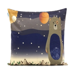 Capa de Almofada Aveludada Urso das Galáxias 43cm x 43cm