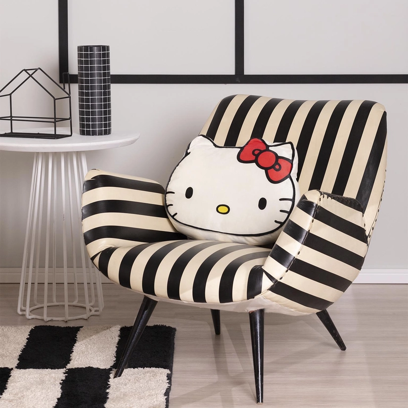 Almofada Aveludada Hello Kitty Face