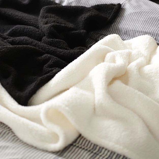 Manta Microflanelada Bouclé Alasca