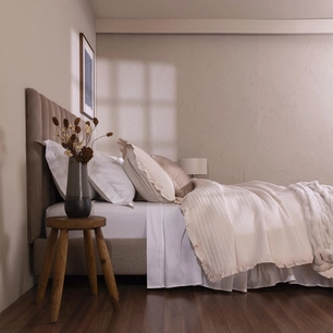 Kit Colcha Matelassê com Babados Olivia