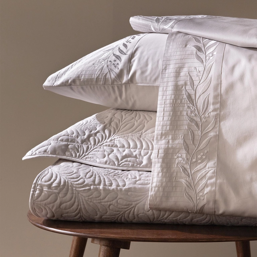 Kit Cama Bordado Essenza 7 peças