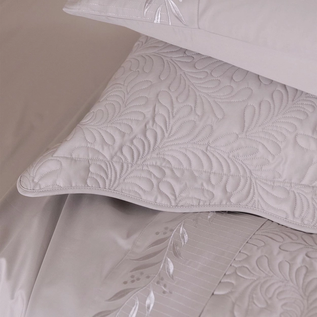 Kit Cama Bordado Essenza 7 peças